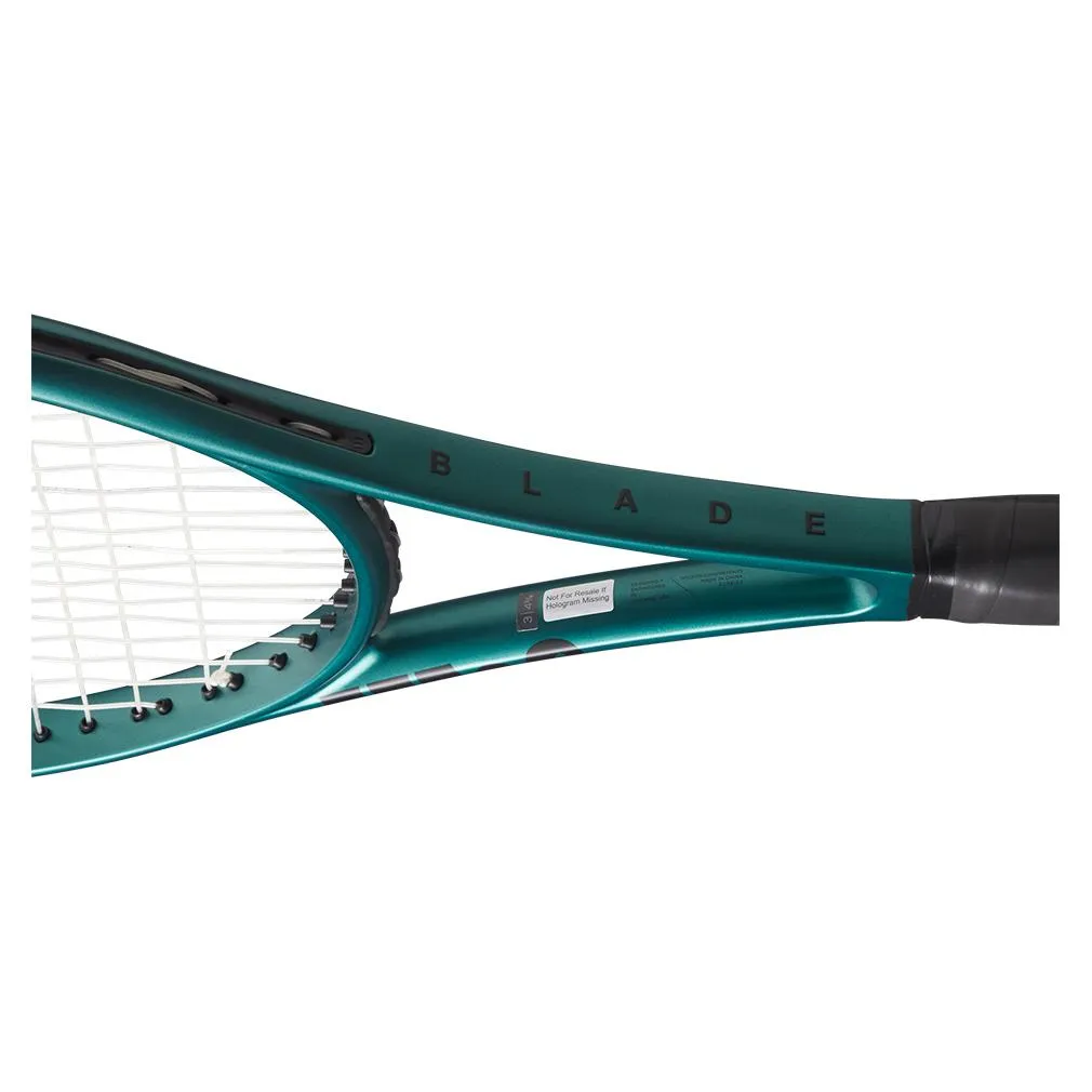 Blade 100 v9.0 Demo Tennis Racquet