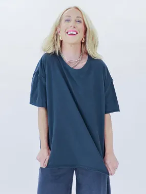 Get It Girl Tee In Charcoal