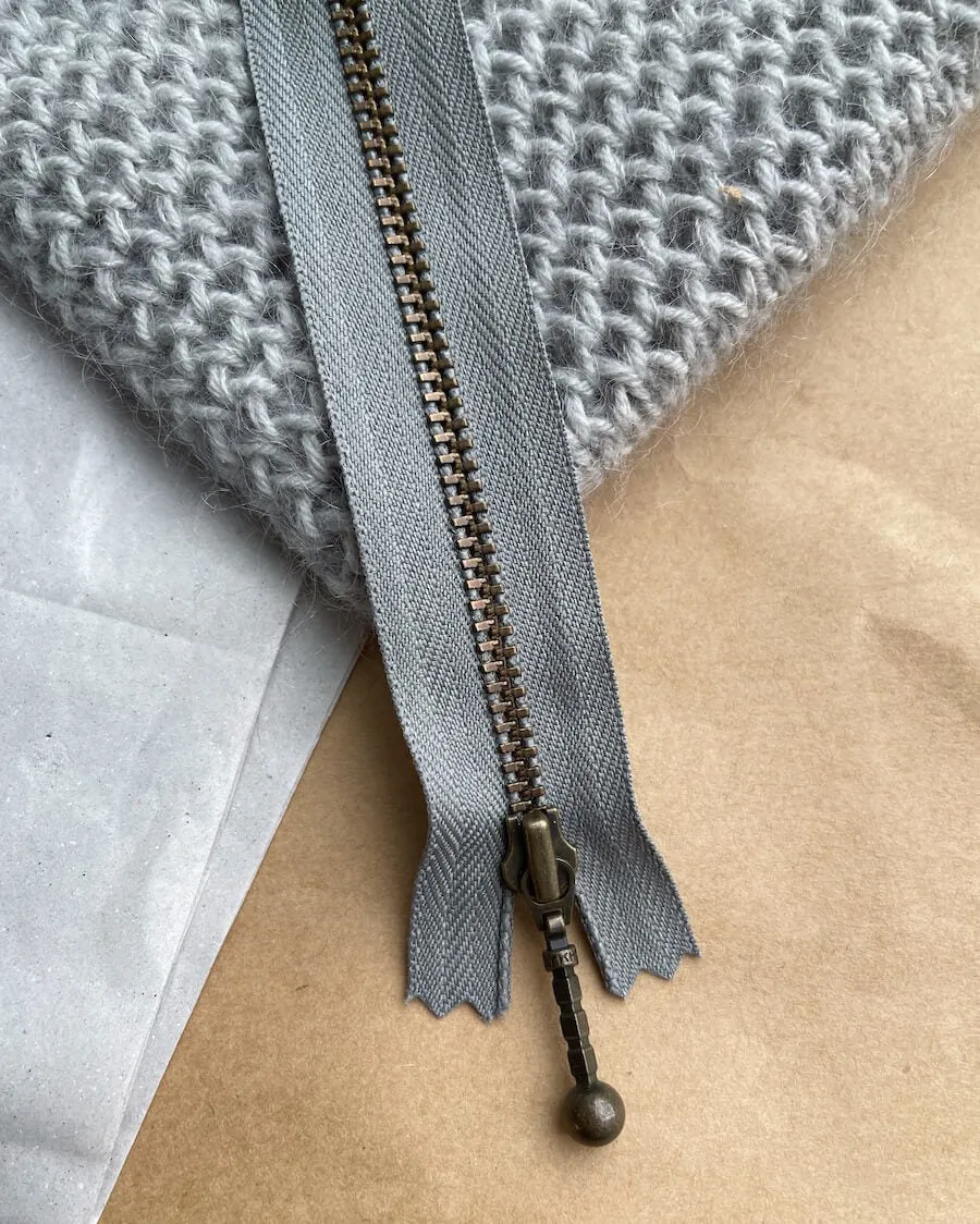 PetiteKnit | Lynlås 23 cm