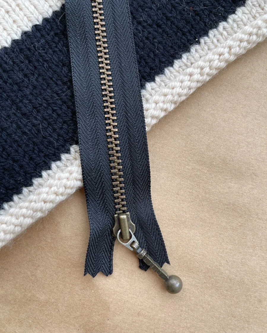 PetiteKnit | Lynlås 23 cm