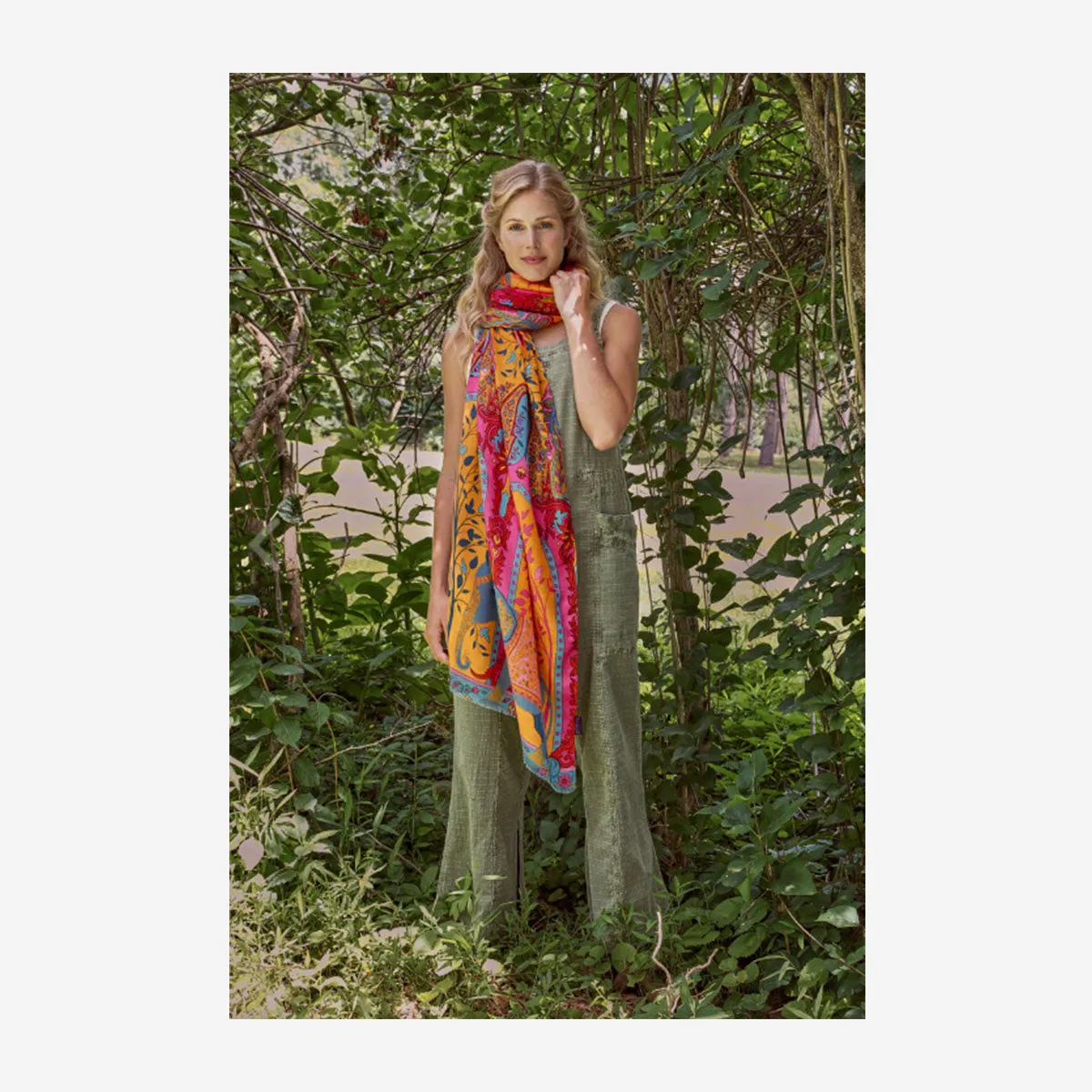 REGAL ELEPHANT PRINT SCARF