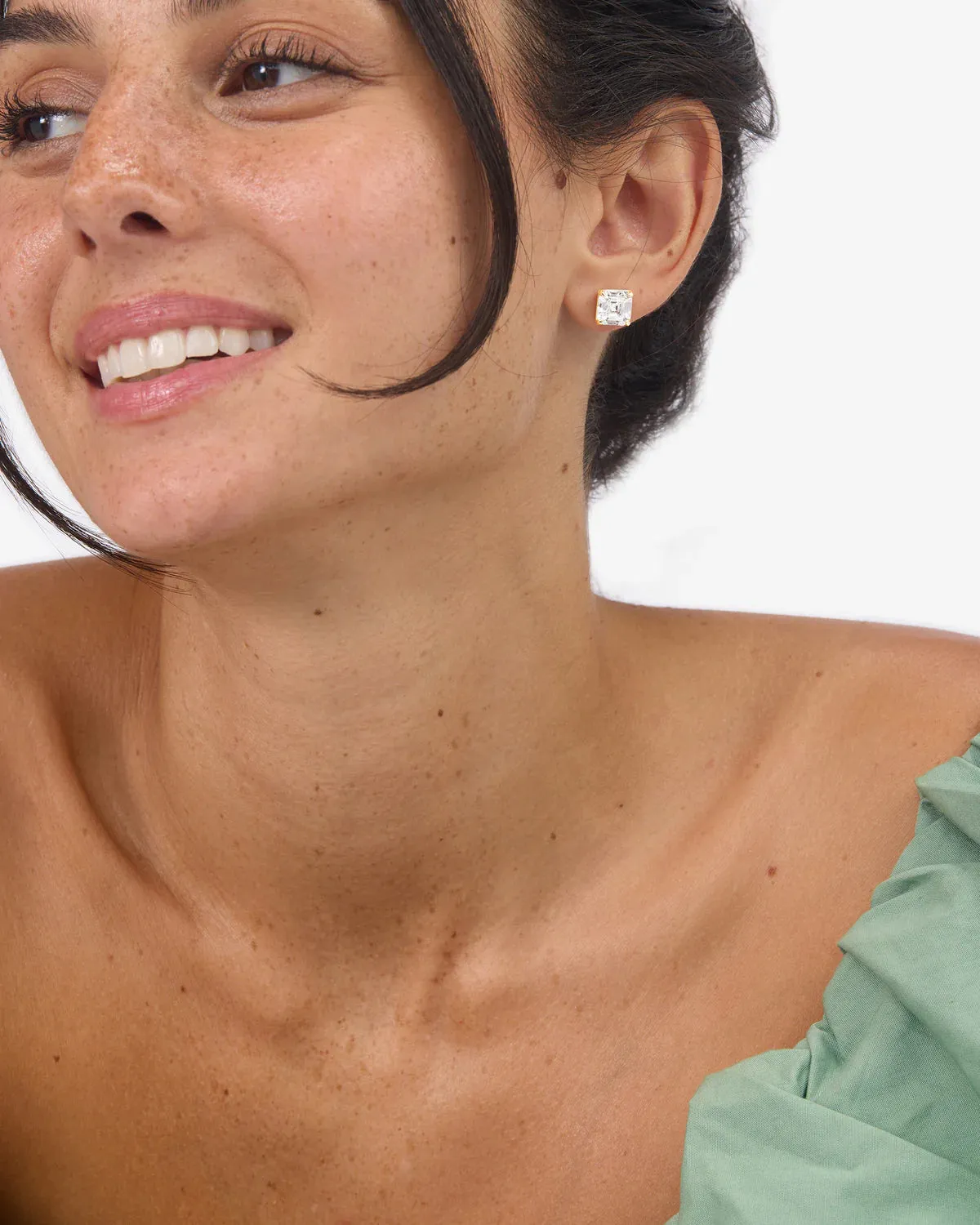 The Queen's 8mm Studs