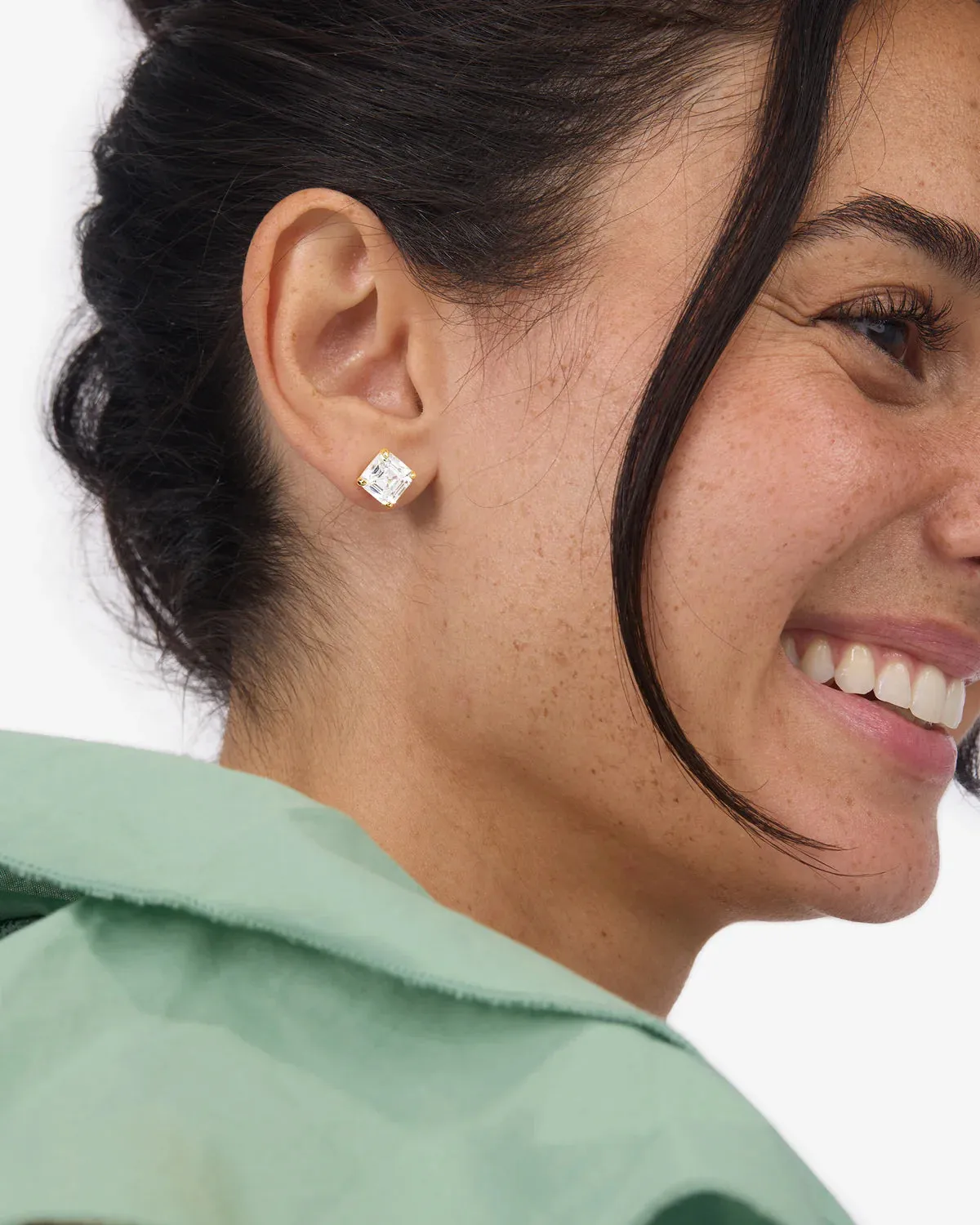 The Queen's 8mm Studs