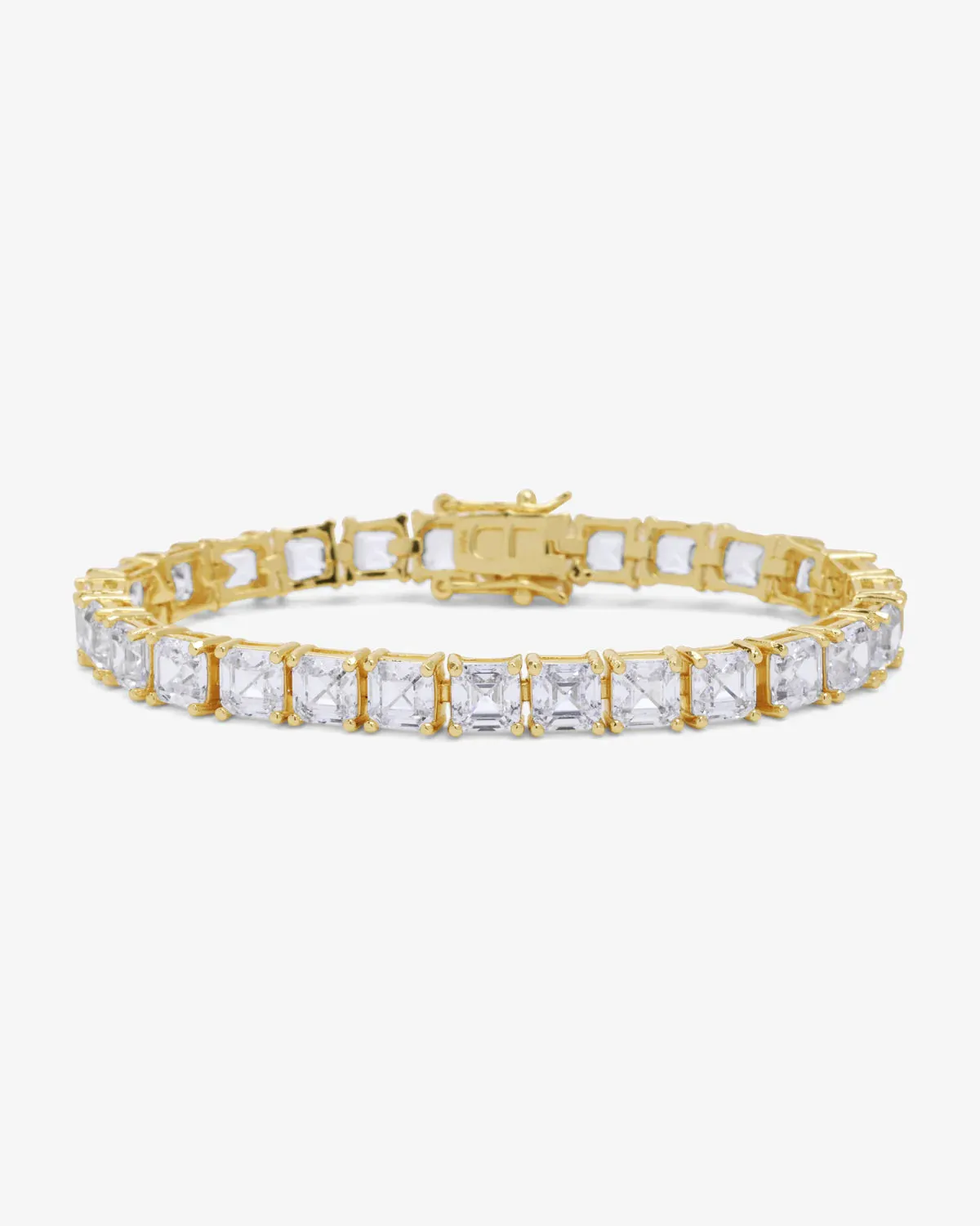 The Queen’s Tennis Bracelet