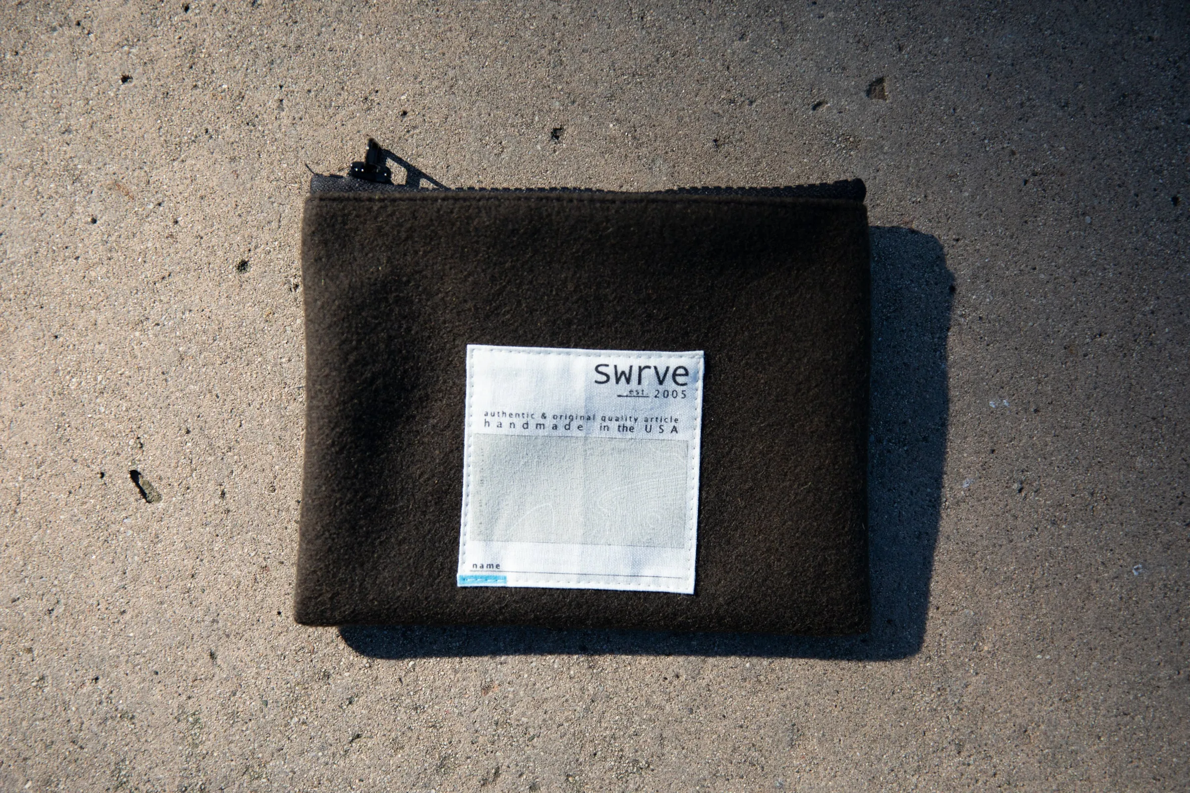 TRAVEL POUCH