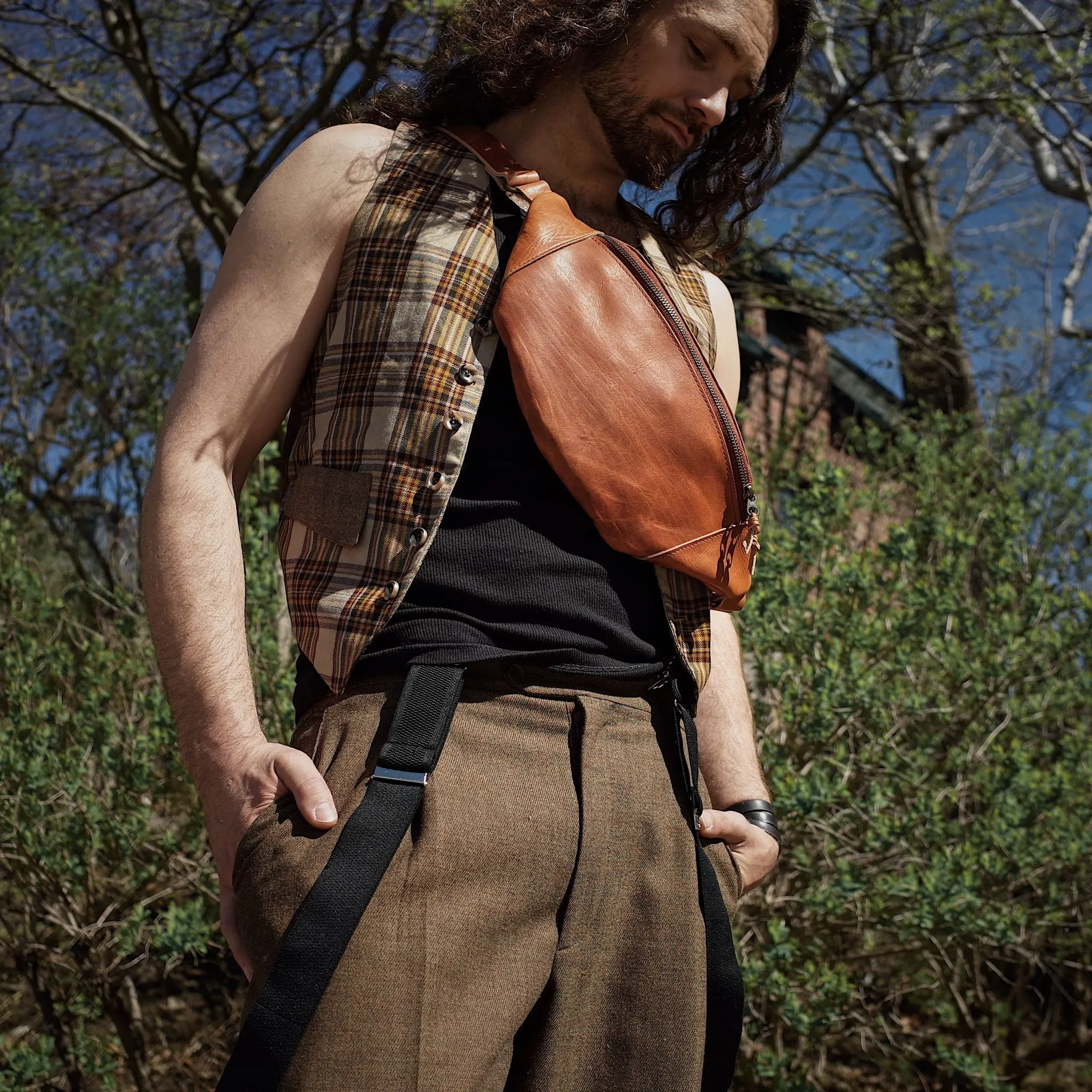 Verdun Leather Fanny Pack – English Tan Edition