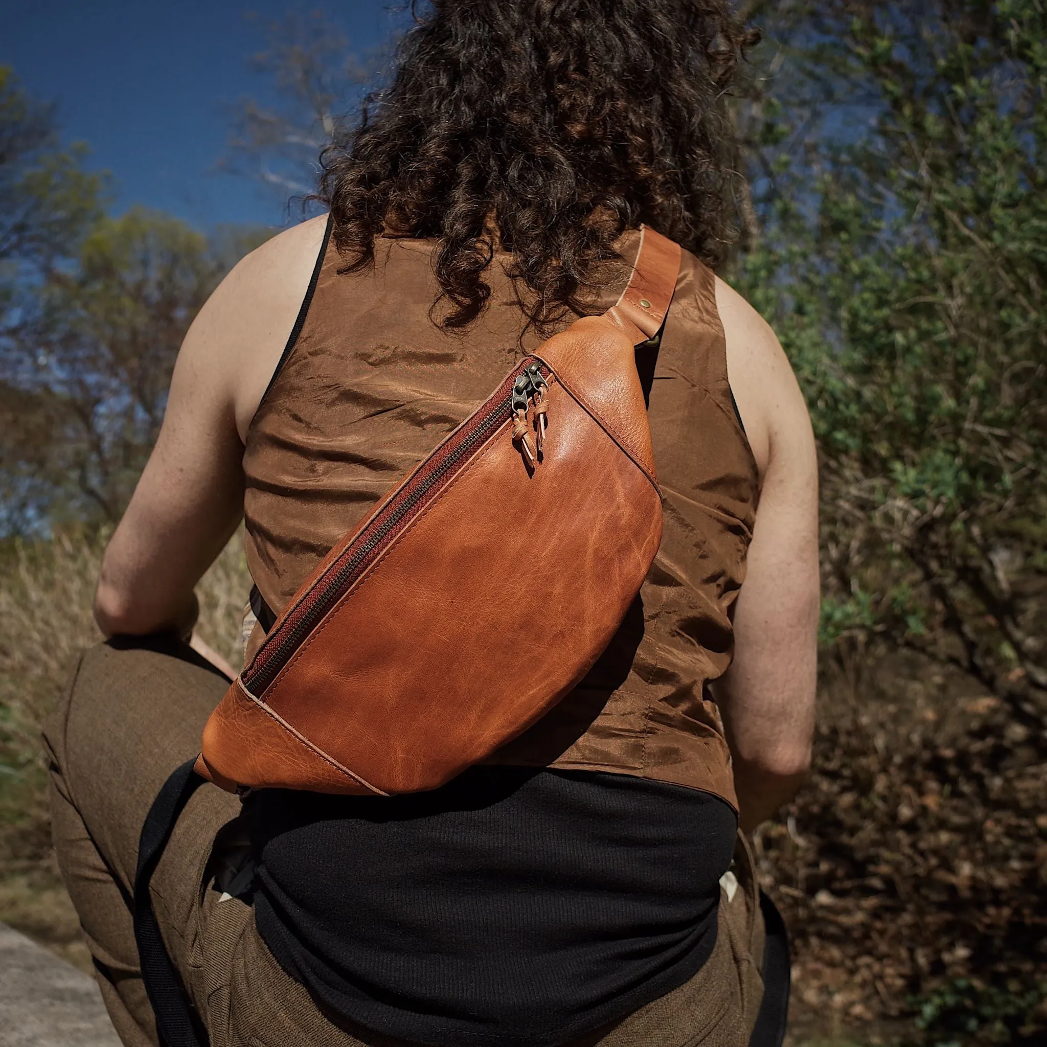 Verdun Leather Fanny Pack – English Tan Edition